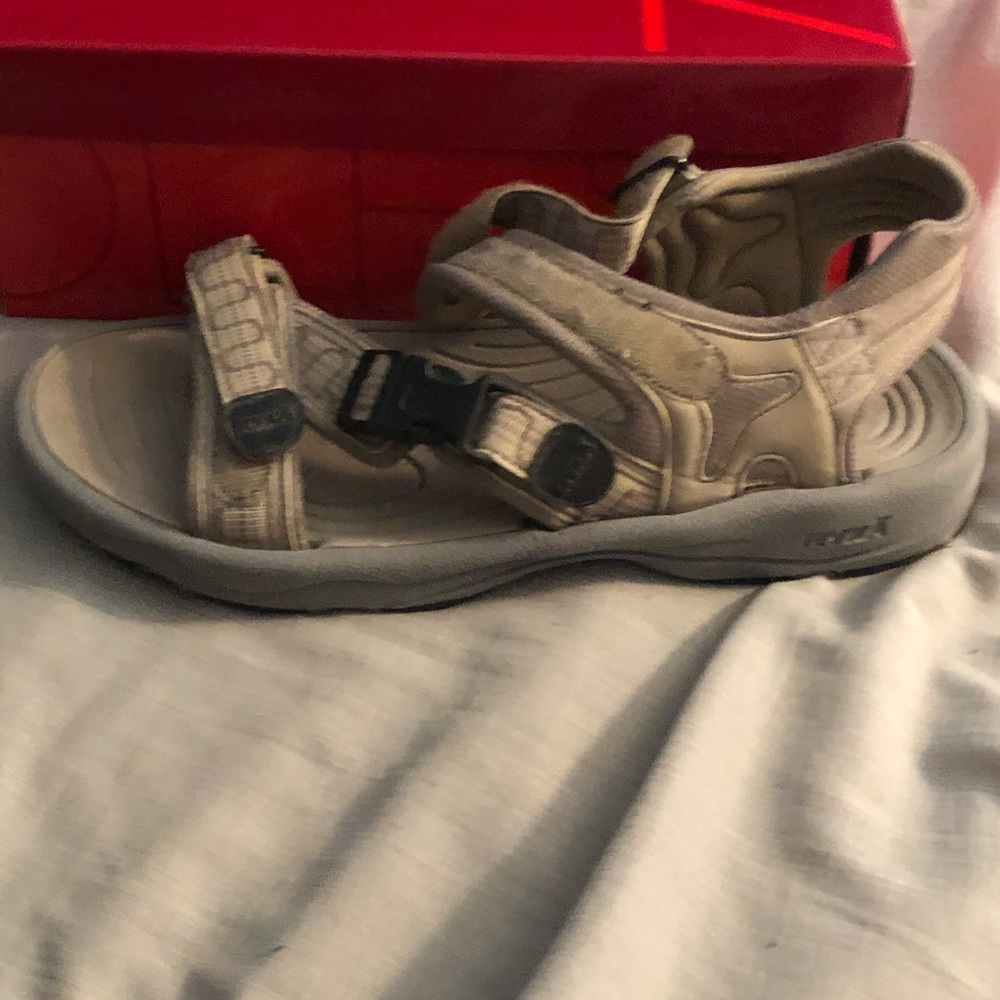 RYKA sandal
